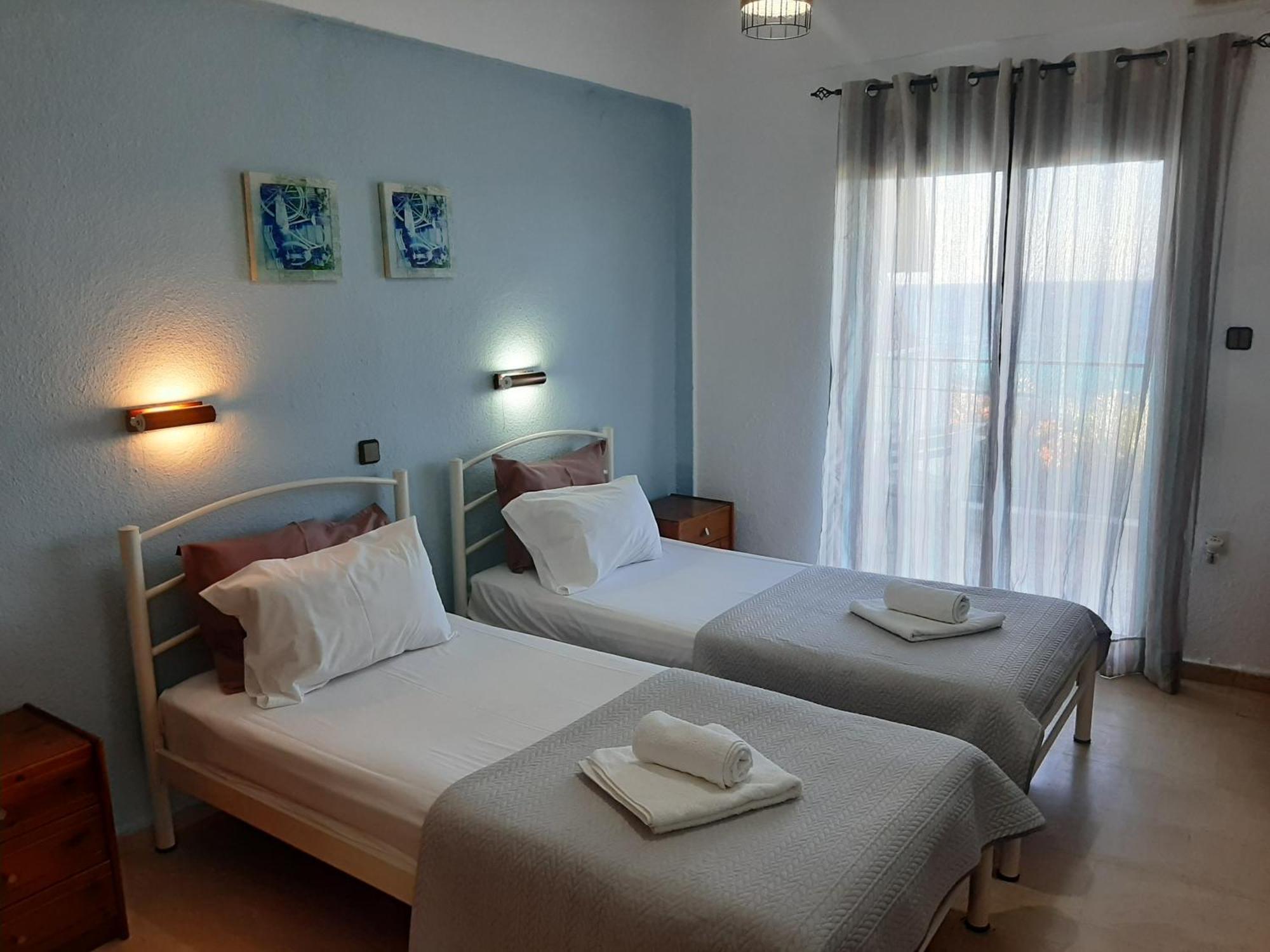 Alexiadis Apartments Aya Paraskevi Dış mekan fotoğraf
